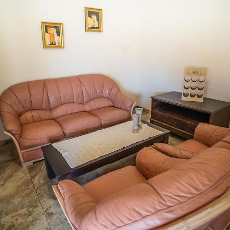 Toscana Apartman Gyula Esterno foto